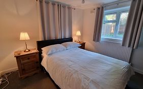 Beautiful Double Room In Acton, West London